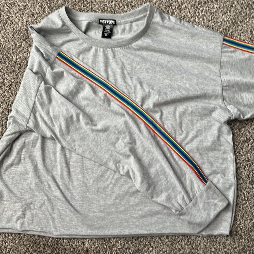 Hot Topic Gray Long Sleeves - Rainbow Stripe - 2X